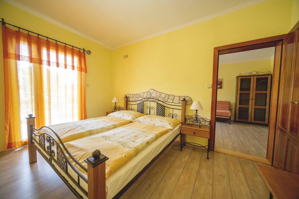 Penzion El Camino Štúrovo Kültér fotó