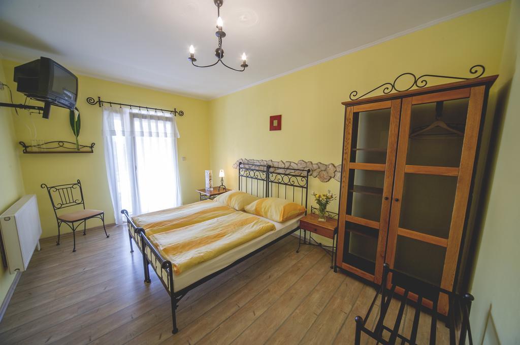 Penzion El Camino Štúrovo Kültér fotó