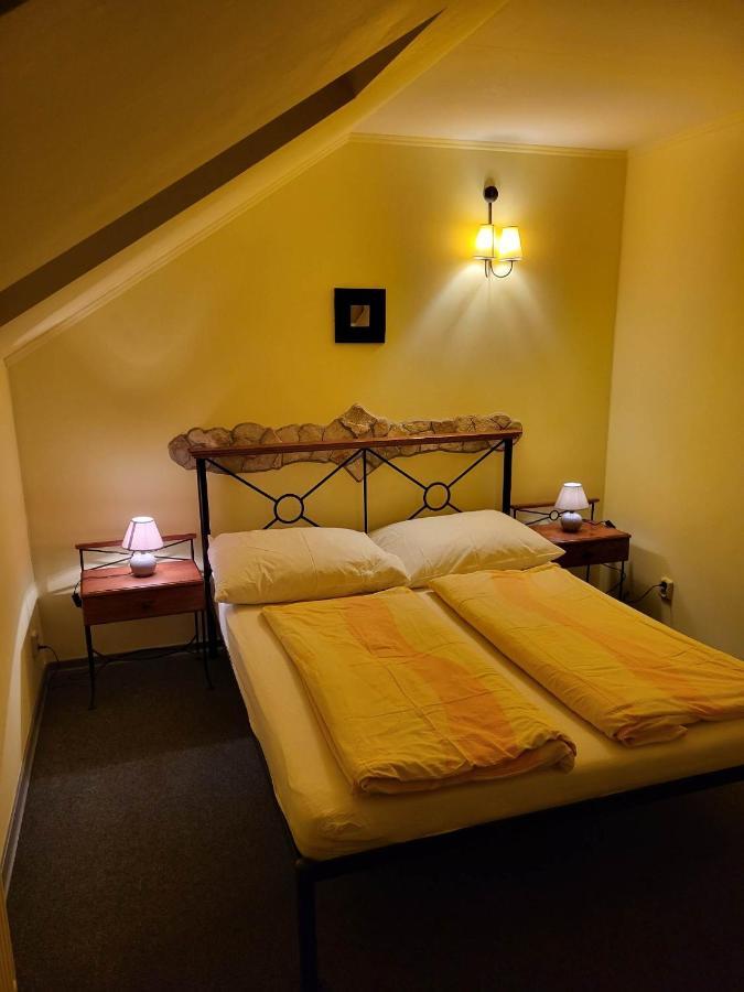 Penzion El Camino Štúrovo Kültér fotó